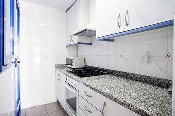 Accommodation Beach Apartments Валенсия Экстерьер фото